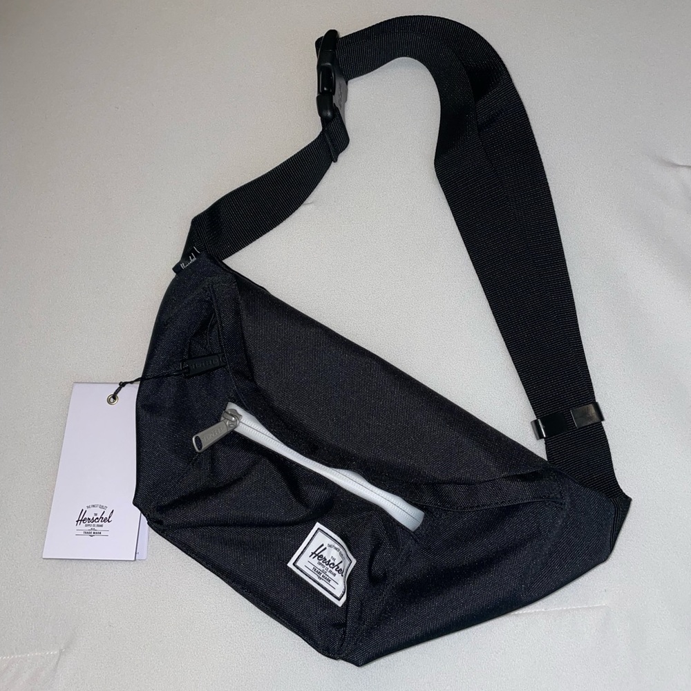 Herschel Supply Co. | Seventeen Hip Pack